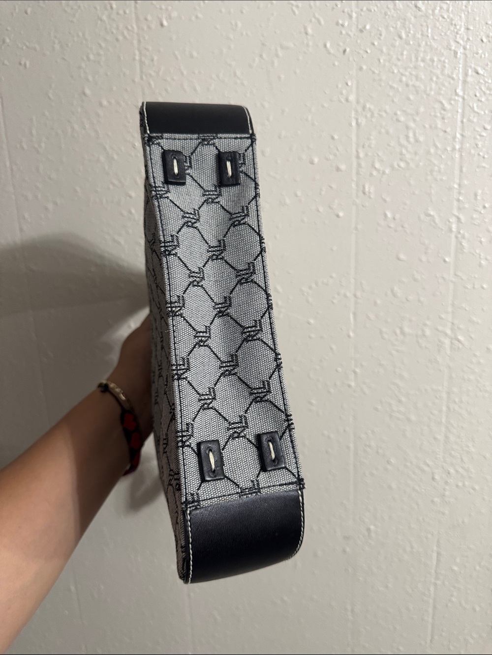 Ralph Lauren Gray Monogram Shoulder Bag with Black Trim - Picture 16 of 16